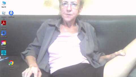 sexygeny @ myfreecams on 20231222