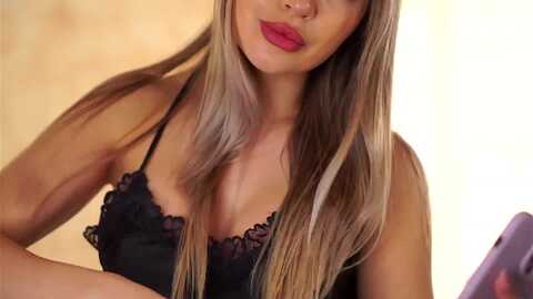 bellalopez @ myfreecams on 20231223