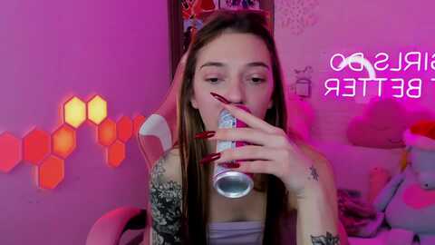 yourlizzie @ myfreecams on 20231223