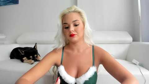 blondebunny5 @ myfreecams on 20231224