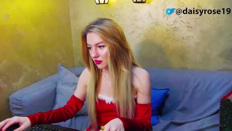daisyrose_ @ myfreecams on 20231224