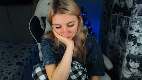 danielatrue @ myfreecams on 20231224