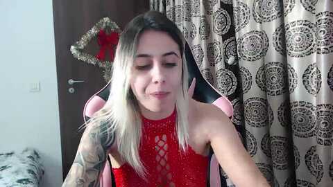 diamond06 @ myfreecams on 20231224