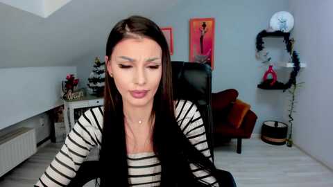 hellenshaw @ myfreecams on 20231224