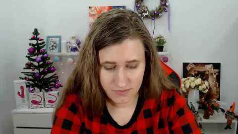 mariamolligan @ myfreecams on 20231224