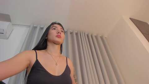 tamy_leen @ myfreecams on 20231224