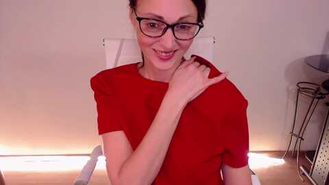 caringsophie @ myfreecams on 20231225