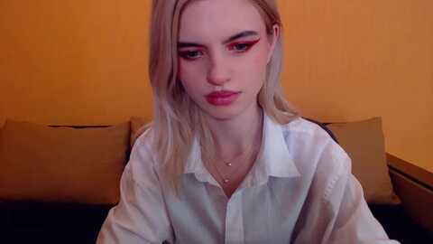 erineys @ myfreecams on 20231225