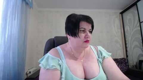 juicylady_69 @ myfreecams on 20231225