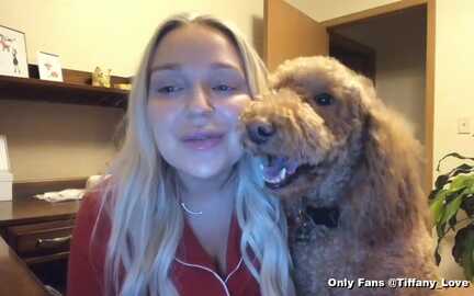 kissmytitspls @ myfreecams on 20231225