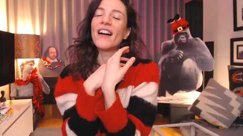 mora_marvels @ myfreecams on 20231225