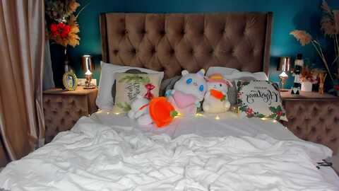 elsayoung @ myfreecams on 20231226