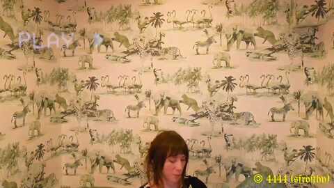 minniemoralia @ myfreecams on 20231226