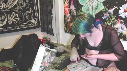 moooonbbfloof @ myfreecams on 20231226