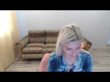 sexybeatriice @ myfreecams on 20231226