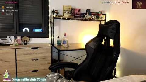 aliannaa @ myfreecams on 20231227