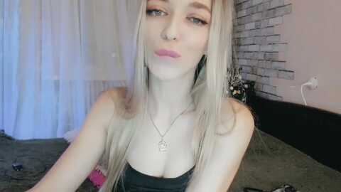 ambri_lili @ myfreecams on 20231227