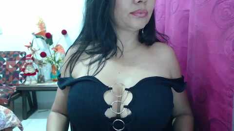 cristysavoy @ myfreecams on 20231227