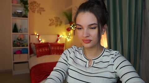 kylie_quinn @ myfreecams on 20231227