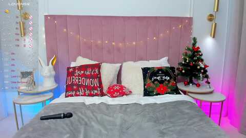 milavox @ myfreecams on 20231227