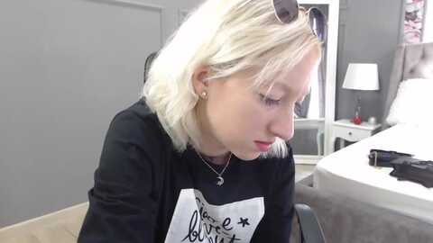 natalibitton @ myfreecams on 20231227