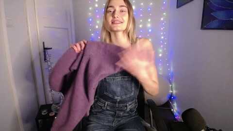 personyouneed @ myfreecams on 20231227