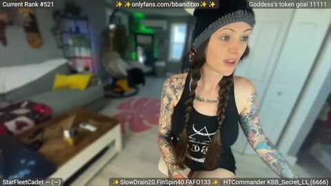 badlandbandit @ myfreecams on 20231228