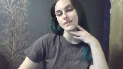 bird_blue @ myfreecams on 20231228