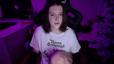 crybabykys @ myfreecams on 20231228