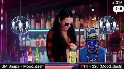 deszeppelin @ myfreecams on 20231228