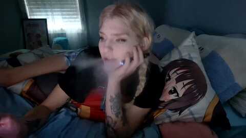 duckchan0 @ myfreecams on 20231228