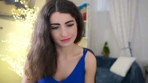 eva__lovia_ @ myfreecams on 20231228