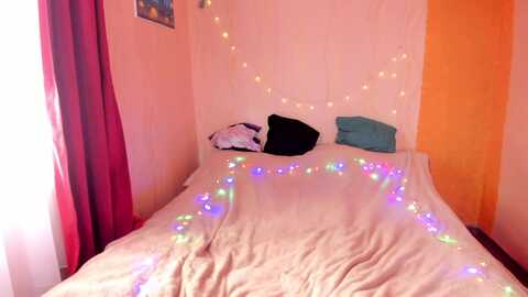 geisha_anna @ myfreecams on 20231228