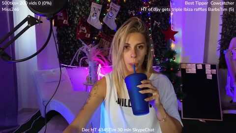 gymgirl_ @ myfreecams on 20231228