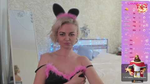 karolina_28 @ myfreecams on 20231228