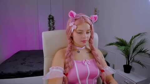 lizzypinky @ myfreecams on 20231228