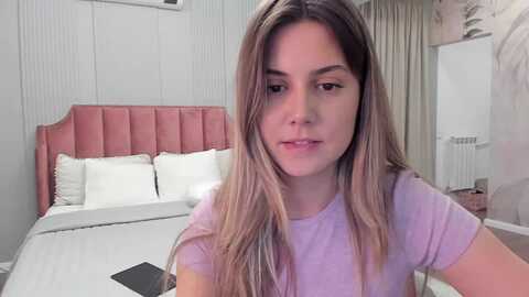 nelliecutest @ myfreecams on 20231228