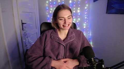 personyouneed @ myfreecams on 20231228