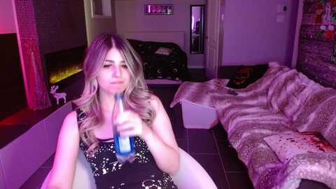 serafina @ myfreecams on 20231228