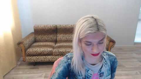 sexybeatriice @ myfreecams on 20231228