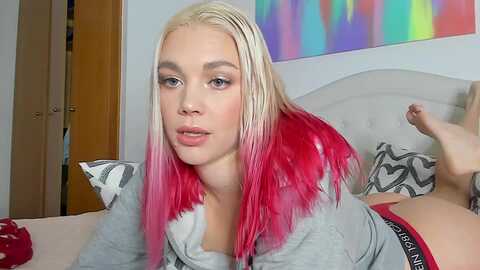 sophseptember @ myfreecams on 20231228