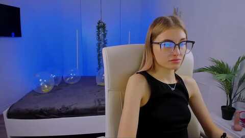 summerdiana @ myfreecams on 20231228