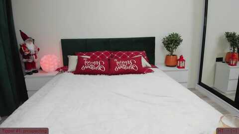 troublevixen @ myfreecams on 20231228