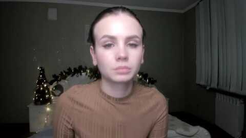 hollyshinee @ myfreecams on 20231229