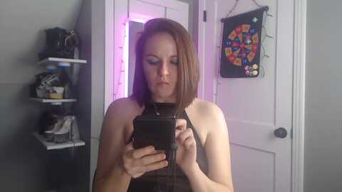 kenzisnow @ myfreecams on 20231229