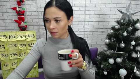 sophialucky @ myfreecams on 20231229