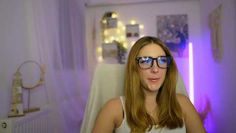 tina_nappi18 @ myfreecams on 20231229