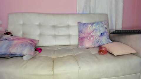 tiny_cora @ myfreecams on 20231229