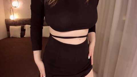 violarose @ myfreecams on 20231230