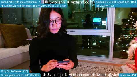 violishh @ myfreecams on 20231230